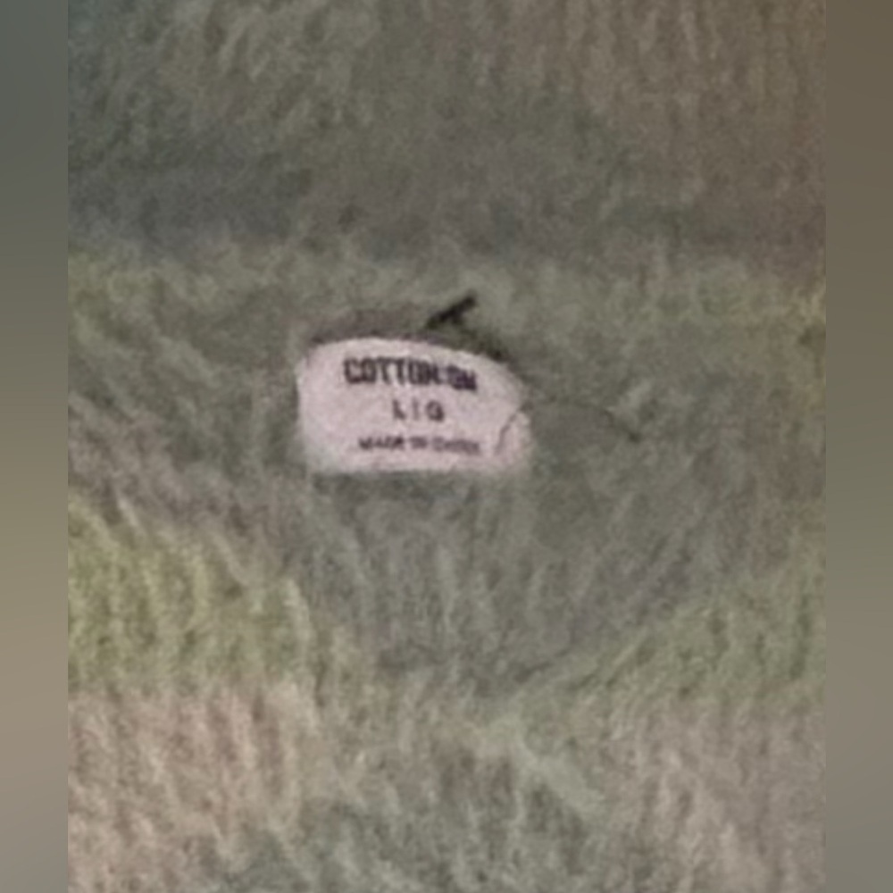 COTTON ON Super Fuzzy Soft Furry Sweater Cropped Argyle Preppy Size Large - Picture 6 of 8